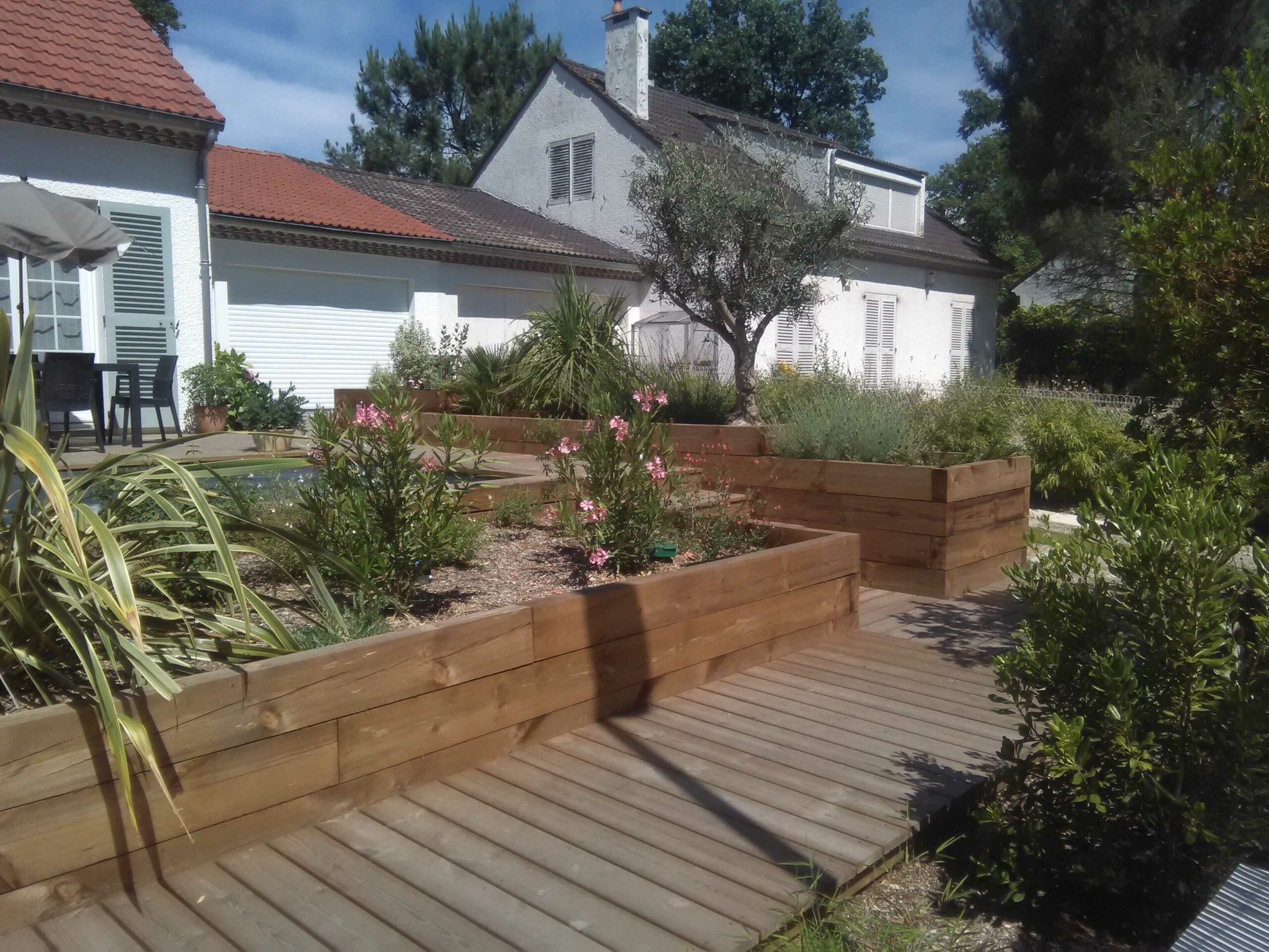 ARBRE JARDIN ENVIRONNEMENT Paysagiste Libourne Jardiniere 2